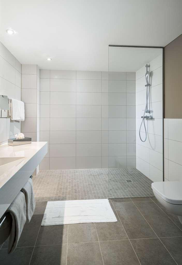 Elaya Hotel Oberhausen Ehemals Ana Living Oberhausen By Arthotel Ana Szoba fotó