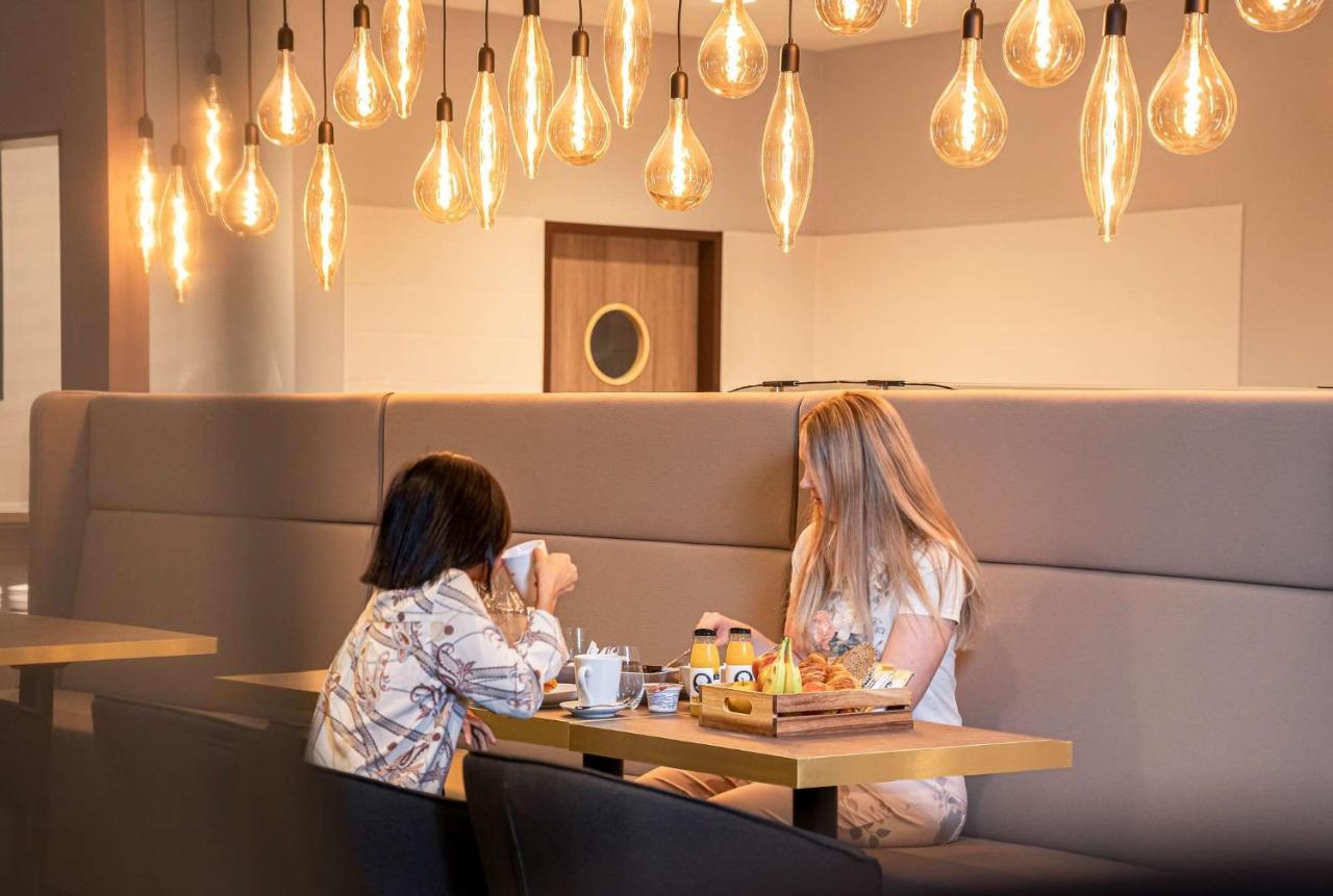 Elaya Hotel Oberhausen Ehemals Ana Living Oberhausen By Arthotel Ana Kültér fotó